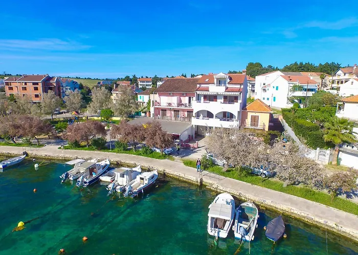 Ivka A1 * Петрчане